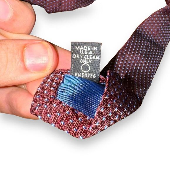 Tom James Mainline Red Micro Polkadot Made in USA Silk Tie - Picture 6 of 6